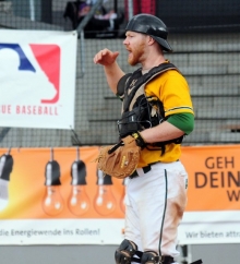 Max Boldt wird voraussichtlich erneut den angeschlagenen Jonathan Wagner als Catcher ersetzen.