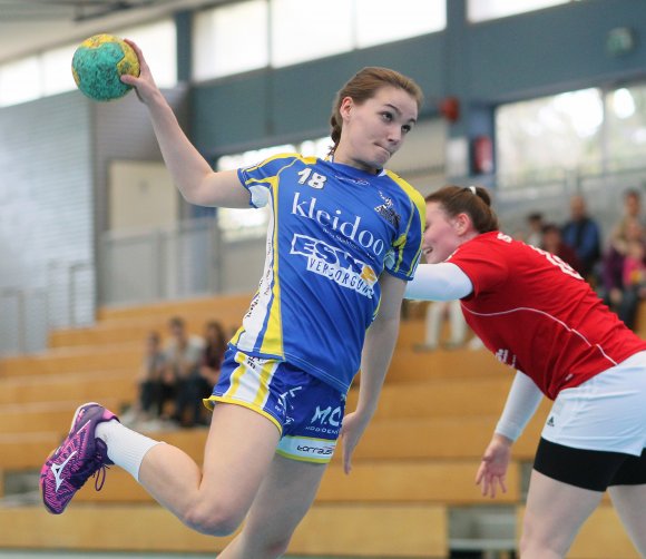 Im Angriff lief es für Lena Nürenberg und die Oberligafrauen der SG Bretzenheim II gegen die TSG Friesenheim recht gut, außer in den verschlafenen Anfangsphasen beider Halbzeiten.