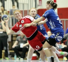 Im Angriff hatte die FSG Mainz 05/Budenheim (im Bild Tamara Heinzelmann) zunächst die besseren Offensivszenen, doch dann kamen die Gäste durch eine nachlassende Mainzer Deckungsleistung immer stärker ins Spiel.