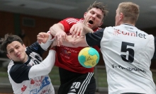 Als es drauf ankam, war Kapitän Tino Stumps plötztlich da und warf zwei entscheidende Tore zum Drehen der Partie, so dass zwei weitere wichtige Punkte gegen den Abstieg verbucht werden konnten.