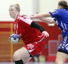 Hanna Dankwardt im jüngsten Heimspiel gegen die SGH2Ku Herrenberg. Meist setzt Trainer Thomas Zeitz die 24-Jährige als Wechselspielerin in der Abwehr ein.