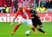 Will noch einmal in der Bundesliga spielen: Elkin Soto, vor knapp einem Jahr vom Hamburger Rafael van der Vaart außer Gefecht gesetzt.