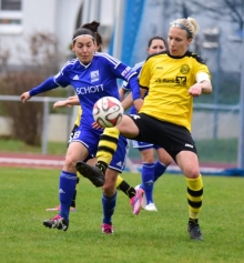 Arbeitete nicht nur im Mittelfeld, sondern erzielte auch ihr erstes Saisontor: Teodora Dragoescu (l.).