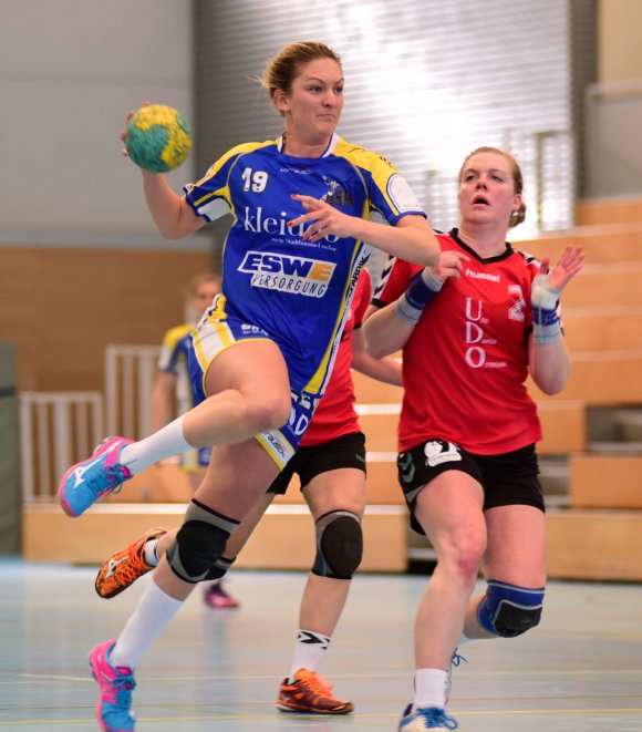 Vanessa Graf erzwang in den letzten Sekunden den Siebenmeter, den Verena Martens nach der Schlusssirene zum Ausgleichstreffer nutzte.