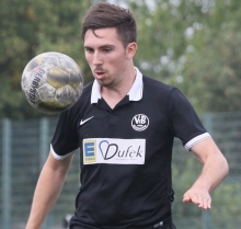 Ball annehmen, drehen, ab in den Winkel: Norman Loos hatte gleich zu Beginn der zweiten Halbzeit des Spiels bei RWO Alzey den alles entscheidenden Schuss auf dem Fuß.
