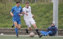 Traf am letzten Spieltag dreimal: der Finther Kapitän Thorsten Krüger (r.).