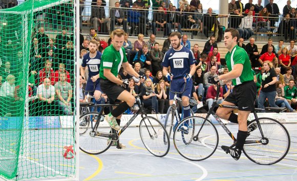 Weg von den Abstiegsplätzen: Moritz Rauch (l.) und Janis Stenner.
