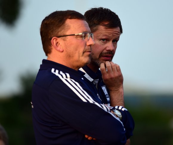 Im Hinspiel gegen den ASV Maxdorf konnten Patrick Bieger (r.) und Kotrainer Michael Horn eine gewisse Skepsis nicht leugnen. Vor dem dritten Spiel herrscht beim TSV Schott Mainz II Optimismus.