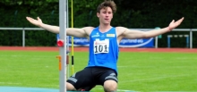 Jubelgeste: Niklas Kaul überquerte im Hochsprung 2,08 Meter.