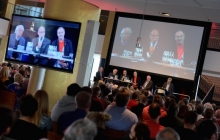 Nicht alles, was die Strukturkommission vortrug, stieß auf Zustimmung. Doch die Mehrheit der Anwesenden unterstützte die Positionierung gegen eine Ausgliederung.