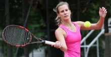 Anna-Tessa Skonieczny setzte sich mit 6:2, 6:2...