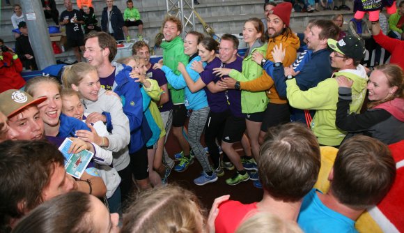 Dritter Platz, erstklassige Animationskunst: Die Sportjugend Rheinland-Pfalz zeigte vor der Bühne Ausschnitte aus ihren Bespaßungsritualen.