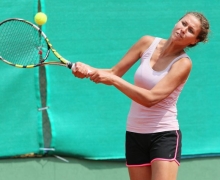 Hat an Position eins einige Mühe, wird aber vom Team getragen: Marija Emeti.