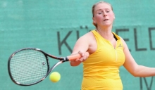 Jekatarina Müller, mit den Damen 30 bereits in die Oberliga aufgestiegen, unterstützte die Erste Mannschaft im letzten Saisonspiel.