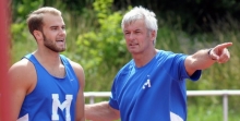 Geht's da nach Rio? Alles spricht dafür, dass Julian Weber an den Olympischen Spielen teilnehmen wird. Trainer Stephan Kallenberg (r.) ist „vorsichtig optimistisch“.
