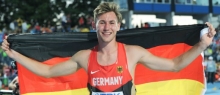 Was er vor einem Jahr bei der U-18-WM praktiziert hatte, wiederholte er jetzt bei der U20: Niklas Kaul vom USC Mainz ist Weltmeister im Zehnkampf.