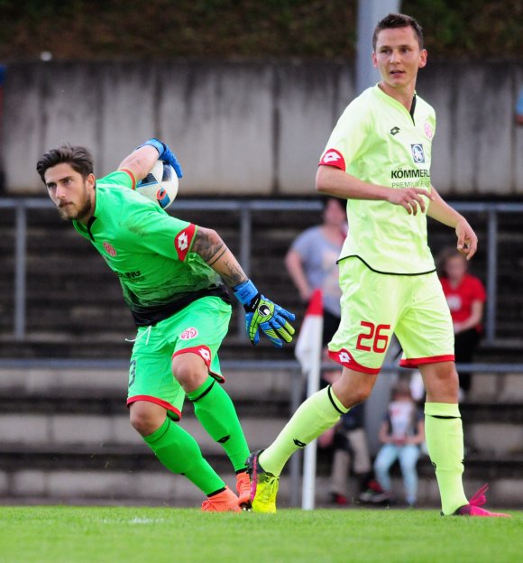 Steht vor einem einmaligen Erlebnis: 05-Torwart Jannik Huth tritt mit der deutschen U21 bei den Olympischen Spielen an.
