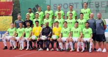 Der Kader des TSV Zornheim, hinten von links: David Inayt, Dennis Barth, Timo Tautenhahn, Simon Melles, Fabian Tautenhahn, Max Darmstadt. Mitte von links: Kotrainer Florian Merchel, Teamkoordinator Marcel Weißner, Manuel Henss, Florian Marschall, David Mann, Dennis Petermann, Alex Mignogna, Torwarttrainer Klaus Fischer, Trainer Wolfgang Görlich. Vorne v. l.: Dennis Mastel, Steffen Fassnacht, Hassan Yildiz, Sorush Hasari, Jamie Hosefelder, Peter Schwanzer, Ulli Henss, Valentino Mignogna, Toni Agati. Es fehlen: Moritz Hedderich, Nils Horn, Thomas Schulz, Niklas Winkler.