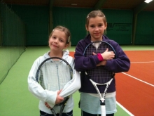 So fing es vor sieben Jahren an: Sinja (l.) und Livia Kraus begaben sich unter die Fittiche von TSC-Trainer Babak Momeni.