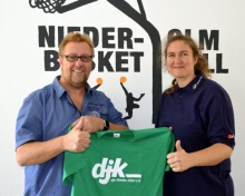 Freuen sich auf die Zusammenarbeit: DJK-Vorsitzender Ralf Winkler und Nachwuchstrainerin Alex Heuser.