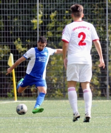 Überzeugte am Sonntag bei seinem Startelfdebüt und will mit der Fortuna auch im Pokal reüssieren: der Mombacher Neuzugang Luca Serratore.