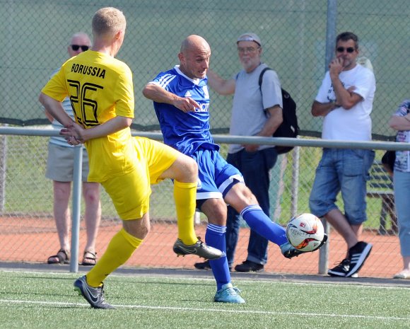 Srdjan Baljak (r.) und sein TSV Schott sind aus dem körperlichen Tief herausgeklettert.