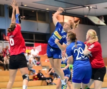 Xenia Klugs Trefferserie besorgte in Leverkusen rechtzeitig vor der Pause den Anschluss, den die Mannschaft noch bis Mitte der zweiten Hälfte bewahrte. Dann ging das Spiel den Bach runter.