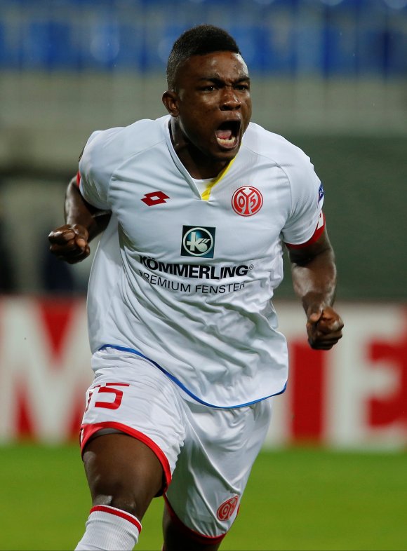 Leitete mit dem 2:2 die erneute Wende ein: der gerade eingewechselte Jhon Cordoba.