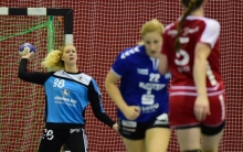 Tor des Gegners, Ball zum Anwurf: Es wäre eine wahre Sensation, wenn Helen van Beurden und ihre Teamkollegin Kristin Schäfer den Ball am Samstagabend nicht wesentlich häufiger aus dem Netz holen müsste als die Keeperinnen des Pokalgegners TuS Metzingen, amtierender Deutscher Vizemeister und frischgebackener Bezwinger des Deutschen Meisters Thüringer HC.