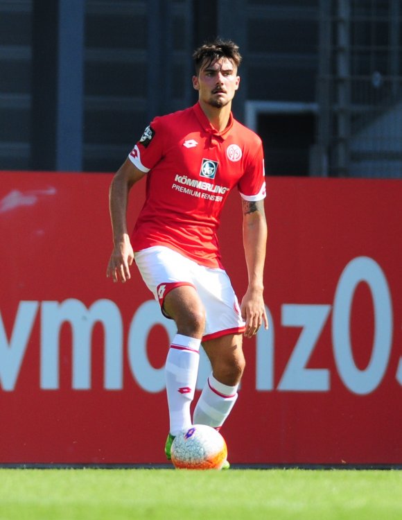 Bleibt mit der U23 des FSV Mainz 05 ohne Auswärtspunkt: Innenverteidiger Maximilian Rossmann, in Chemnitz Kapitän.