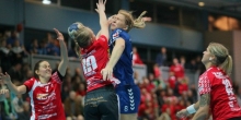Xenia Klug macht mit der Eddersheimerin Franziska Feick Bekanntschaft. 