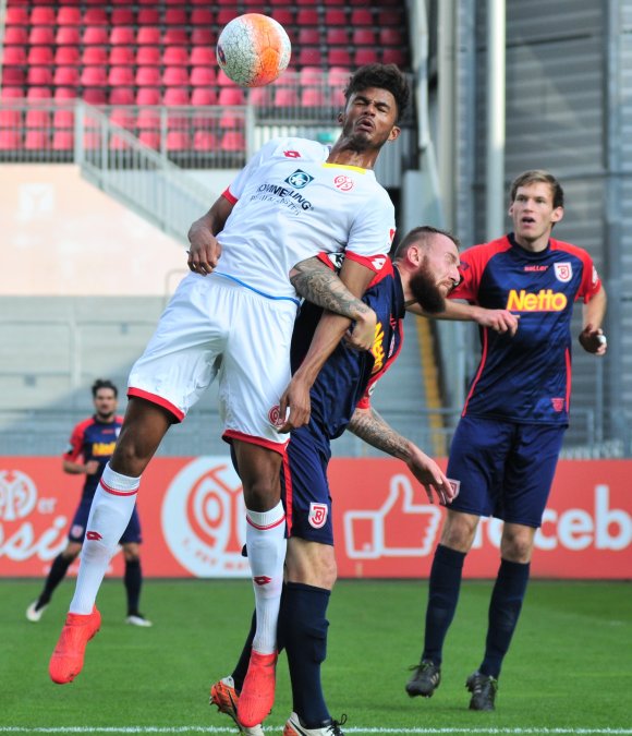 Anknüpfen an die jüngsten Auftritte, aber an einer weiteren Verbesserung der entdeckten Qualitäten arbeiten, sollen Aaron Seydel und die U23 gegen die SGS Großaspach.
