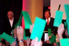 Grüne und rote Karten? Pah. Am Sonntag soll bei der Mitgliederversammlung des FSV Mainz 05 erstmals digital abgestimmt werden.