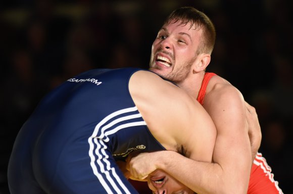 Hat den Ehrgeiz, sich in der Ersten Mannschaft der 88er festzusetzen: Daniel Meiser (r.).