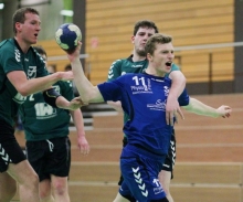 Neuzugang Johannes Schmitz ist bei den Sportfreunden Budenheim II auf der Mitteposition zu sehen und zählt zu den zuverlässigen Schützen in Volker Schusters Team.