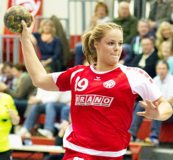 Selina Adeberg feierte bereits im Dezember ihren Einstand im Zweitligateam der 05er und bekam in der Rückrunde auch längere Einsatzzeiten.