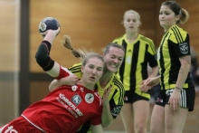 Leah Schulze darf nicht so, wie sie wohl möchte. Die Kreisläuferin der FSG II besorgte zum 19:19 den Schlusspunkt der kleinen Aufholjagd, die ihre Mannschaft nach dem 16:19-Rückstand einlegte.