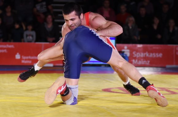 Eldeniz Azizli hatte den Abend in Aalen mit einem Mainzer Sieg eröffnet, Roland Schwarz und Olegk Motsalin taten es ihm später nach.