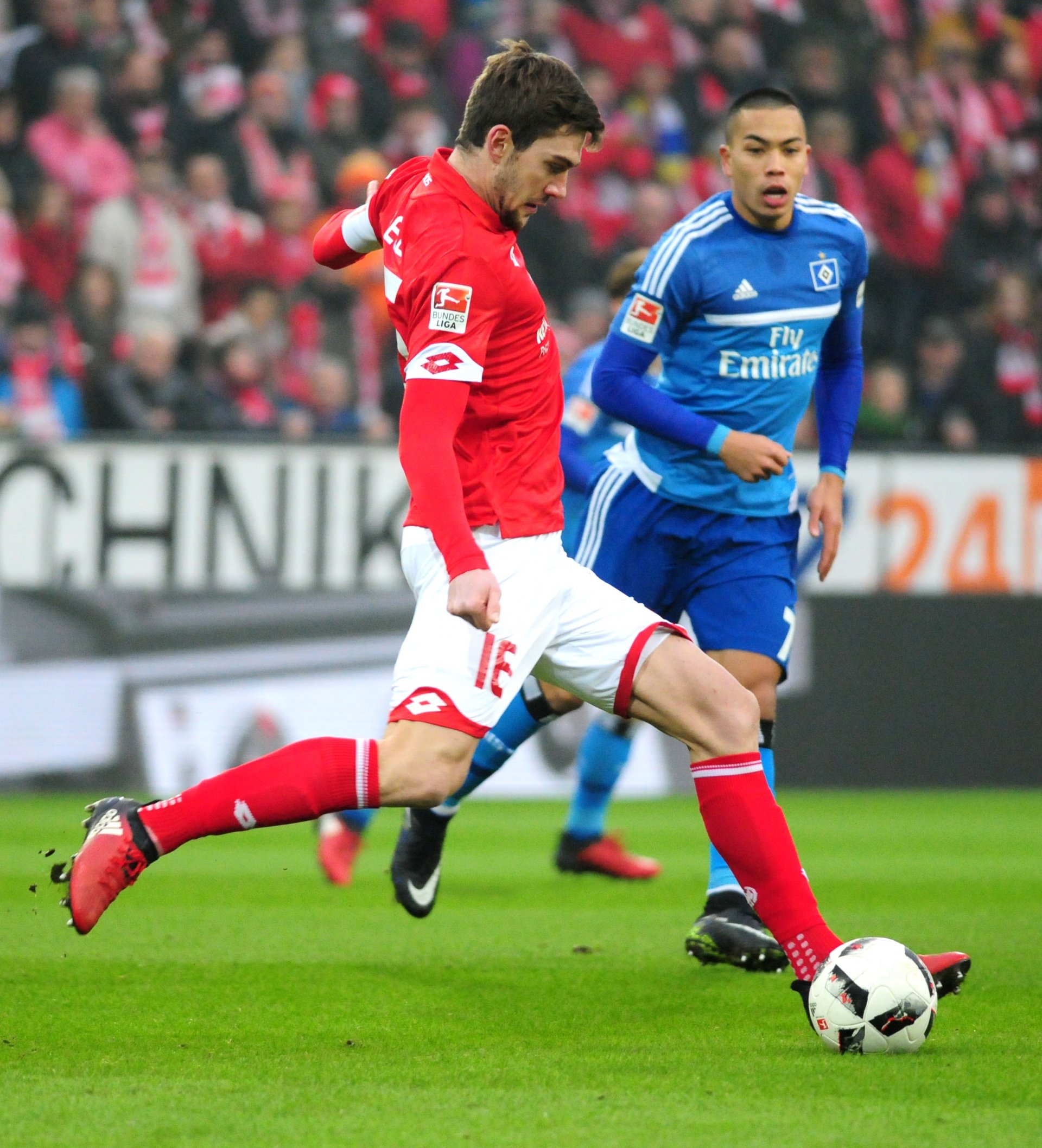 Starke Partie von Stefan Bell: Der Abwehrchef überzeugte nicht nur in der Defensive, sondern auch mit seinen langen Diagonalbällen…