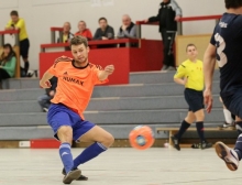 Die Titelverteidigung bei der Futsal-Kreismeisterschaft in Saulheim ist am Samstag der erste Schritt für das Team der TSG Bretzenheim – das Bild zeigt Moritz Lang beim siegreich bestrittenen Turnier 2016 – um die führende Rolle in Rheinland-Pfalz in dieser Fußball-Spielart zu bestätigen.