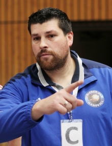 Er ist wieder da: TVN-Trainer Markus Herberg hat Martin Reuter wieder abgelöst als Chefcoach der Oberligamannschaft, konnte in diesem Jahr aber nur wenige Spieler in den Einheiten begrüßen.