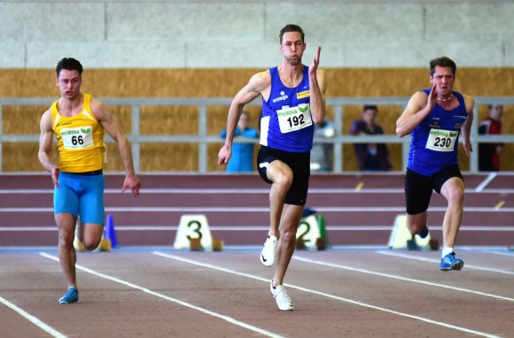 Hat die 6,80-Sekunden-Marke geknackt: Yanic Berthes (M.).