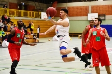 Jerome Gahr zog auch gegen die robuste Speyerer Defensive immer wieder zum Korb.