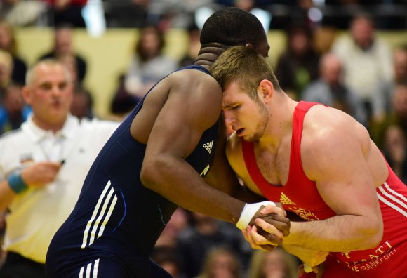 War aktiver als gewohnt und machte viele Punkte: Wladimir Remel (r.).