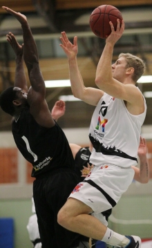 Vier Spiele bleiben Fabian Bahlke und dem ASC noch, um den Verbleib in der Liga zu sichern. 