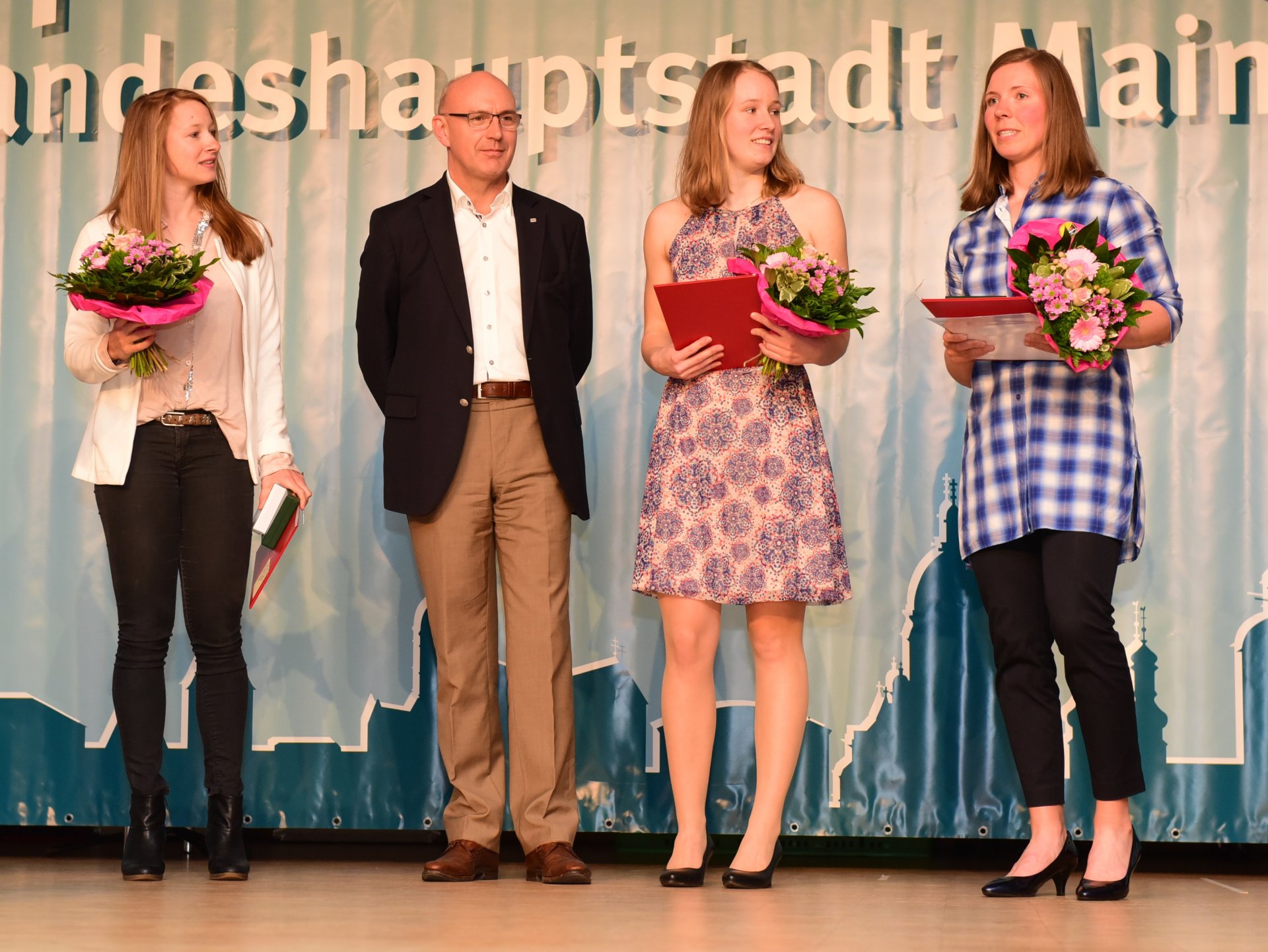 Stark auf dem Wasser, v.l.: Luise Werner, Deutsche U-23-Meisterin und WM-Achte im leichten Einer; Friederike Reißig, Deutsche Meisterin im Frauen-Zweier, U-23-Meisterin im Achter und hier auch WM-Sechste. Lea-Kathleen Kühne, EM-Fünfte im Achter und WM-Dritte im Vierer ohne Steuerfrau. Alle vom Mainzer Ruder-Verein.