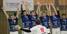 Die Abwehr steht: Bei der TG Osthofen (Foto aus dem Hinrundenspiel) mussten die Sportfreunde Budenheim zwar ohne (v.l.) Benjamin Kröhle und Timo Borsch antreten, aber auch Christopher Goetzien, Lukas Scheer, Lorenzo Lang und Lukas Nagel hatten defensiv in der Wonnegauhalle alles bestens im Griff.