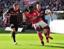 Im Training schössen seine Spieler immer noch Tore, sagt Martin Schmidt. Das sollten Jhon Cordoba und seine Kollegen dann auch am Sonntag in Ingolstadt praktizieren - wie beim 2:0 Hinrundensieg..