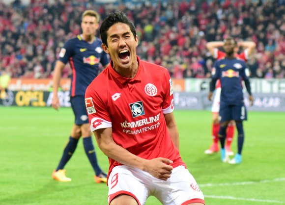 Kein Jubelschrei: Yoshinori Muto war soeben an Pfosten gescheitert.