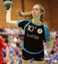 In Schusslaune war Jona Reese beim Gruppenauftakt im Kampf um den Einzug in das Final-Four-Turnier um die deutsche B-Jugendmeisterschaft. In der zweiten Halbzeit sorgte die Rückraumschützin mit ihren Treffern für klare Verhältnisse auf dem Feld.